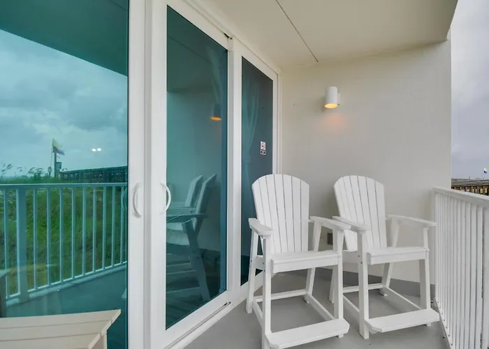 Holiday home Beachfront W/ Community Pool! Gulf Shores